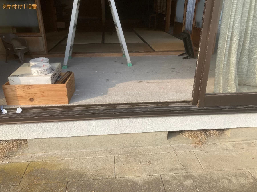 ケース入りの人形、本、額縁、壺、一般ごみ等の回収・処分ご依頼