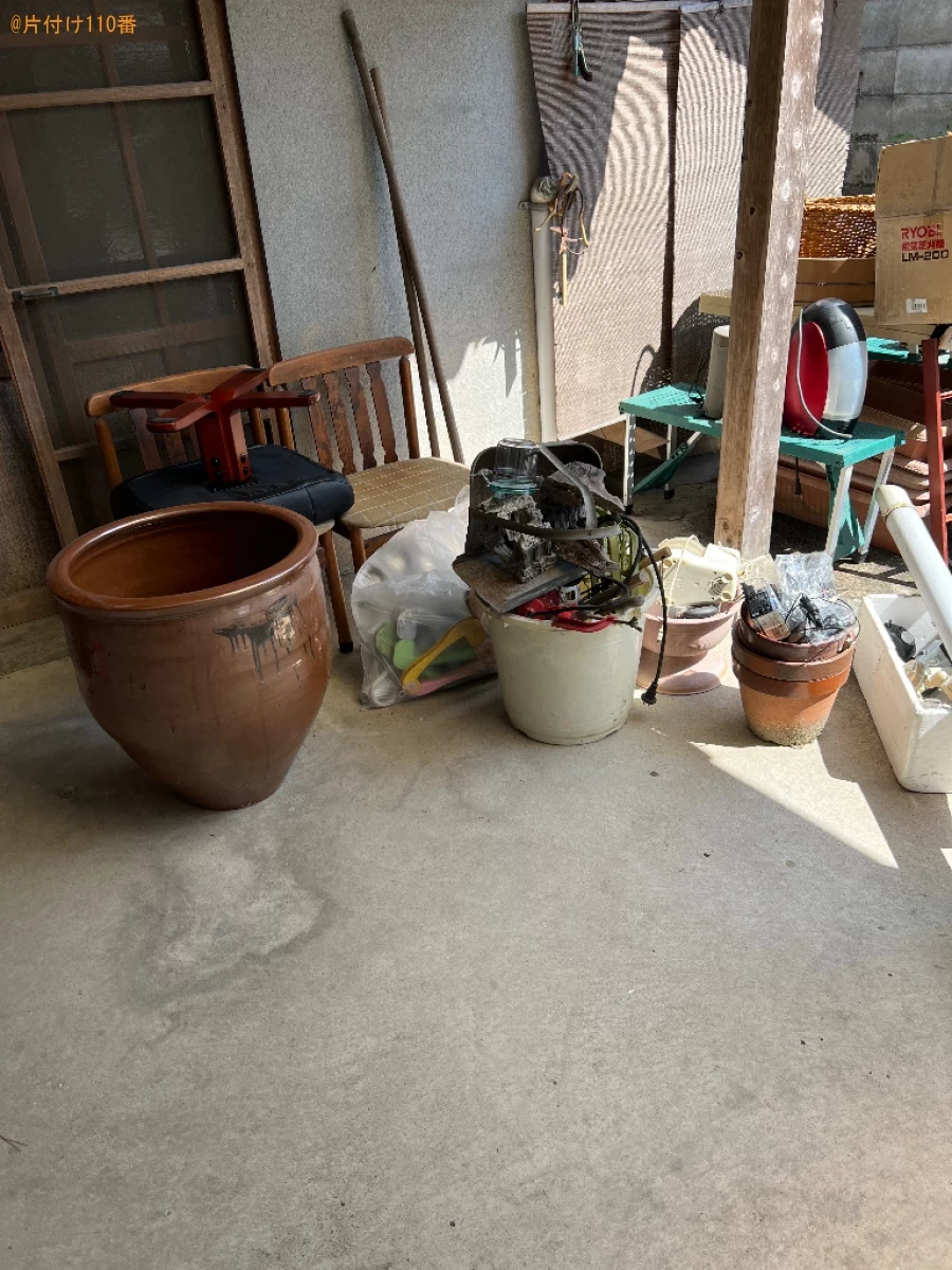 炊飯器、クローゼット、椅子、植木鉢、ジョーロ、かご、壺等の回収